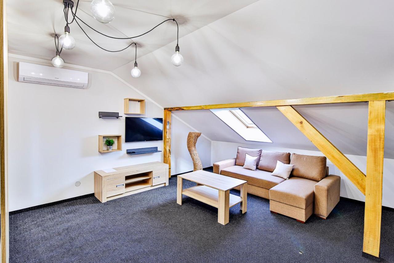 Targowa37 Uniejow Bed & Breakfast Luaran gambar