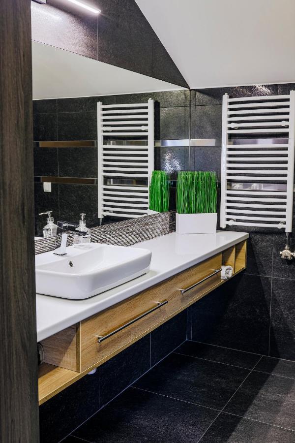 Targowa37 Uniejow Bed & Breakfast Luaran gambar
