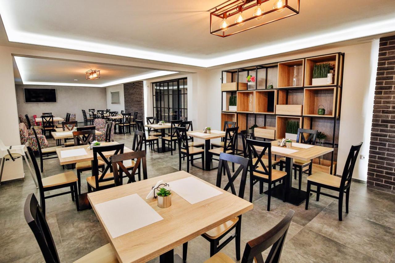 Targowa37 Uniejow Bed & Breakfast Luaran gambar